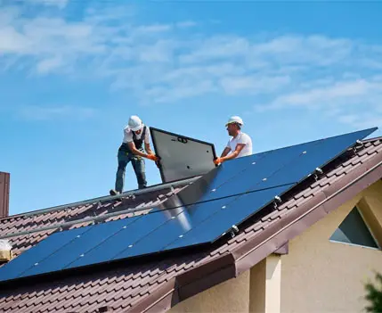 A professional solar panel cleaning machine used by Solar Smart to maintain rooftop solar systems in Nagpur, ensuring high performance and maximum power generation throughout the year.